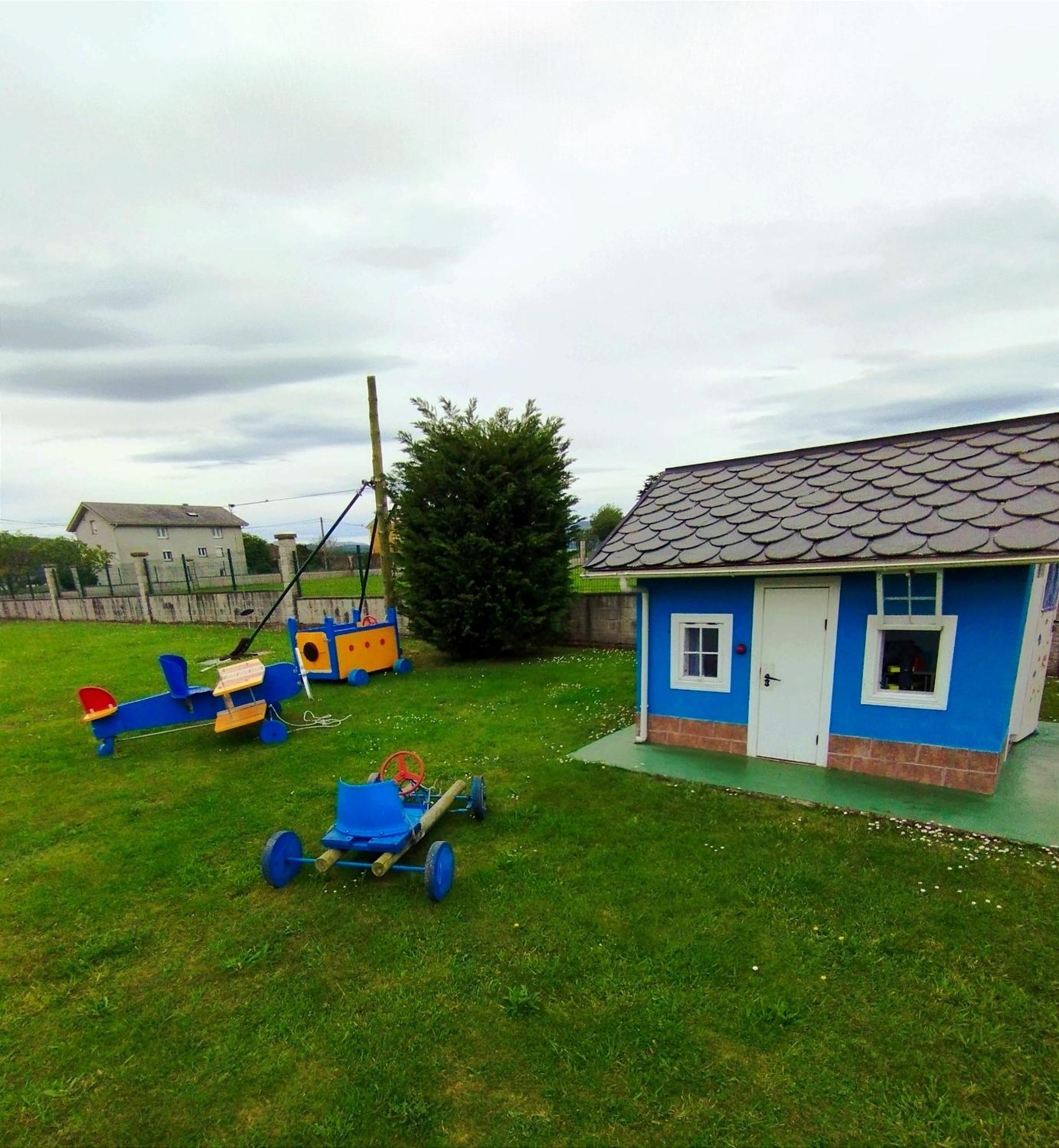Apartamentos La Cruz De Paderne Navia Eksteriør bilde