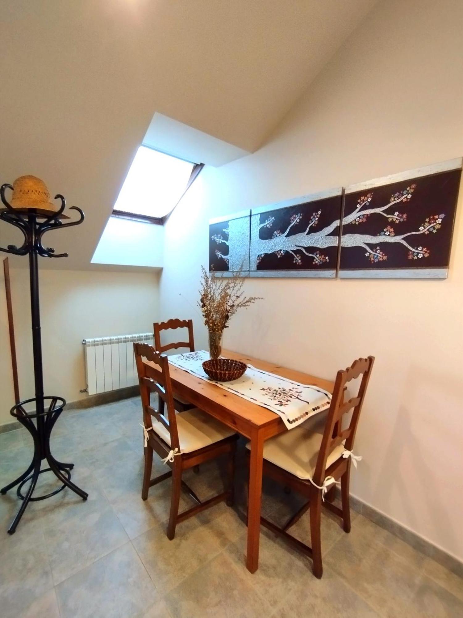 Apartamentos La Cruz De Paderne Navia Eksteriør bilde